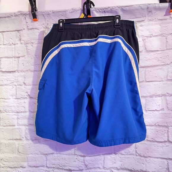 SPEEDO Men’s Blue and White Medium Swim Trunks - Picture 2 of 7